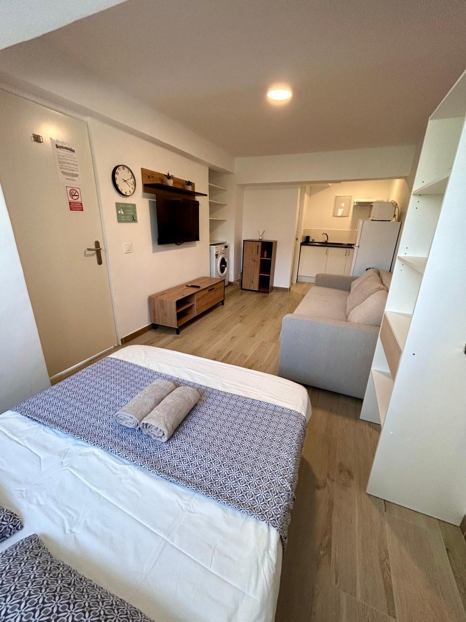 Apartamentos Ribadeo Мадрид Экстерьер фото
